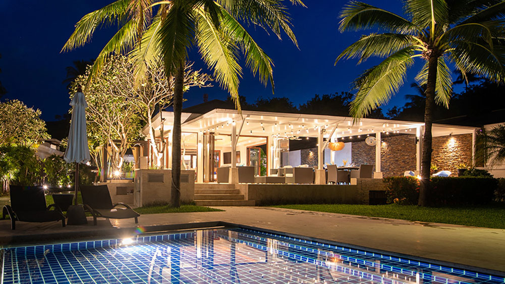 Villa Chi - Villa view at night